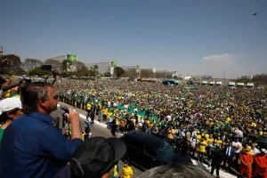 Jair Bolsonaro, un dique de contención en Iberoamérica contra el comunismo y la execrable Agenda 2030 | Por Jesús Villanueva Jiménez